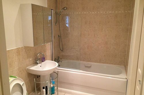 Photo 6 - Leamington Spa Serviced Apartments - Ince House