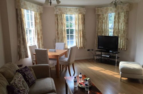 Photo 2 - Leamington Spa Serviced Apartments - Ince House