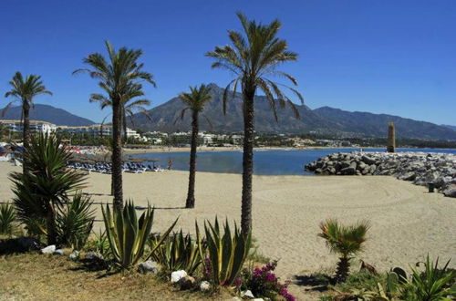 Photo 15 - Apartment in Marbella with private pool and pool view