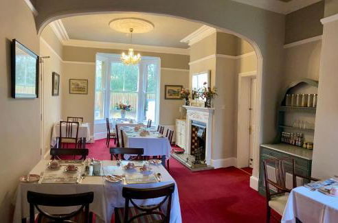 Photo 33 - Riverbank House