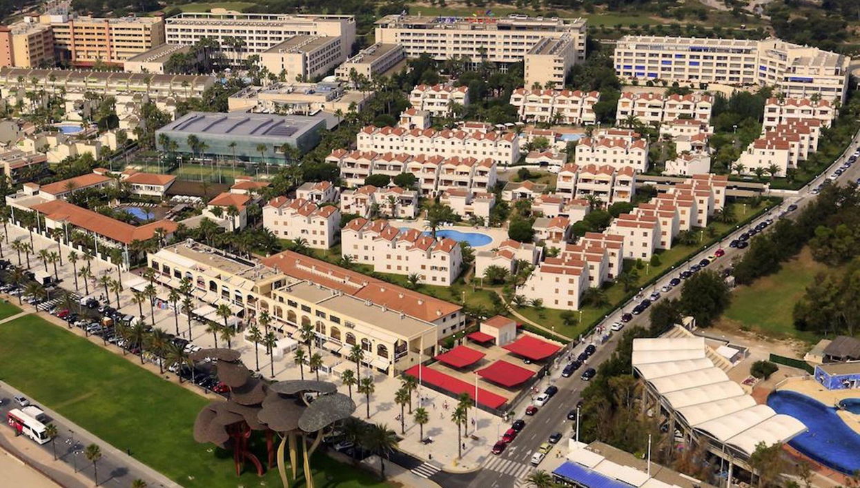 Apartamentos Estival Park - Foto 1