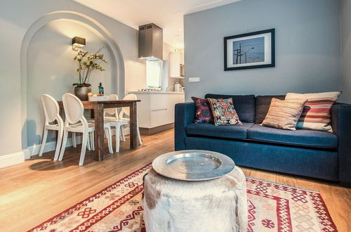 Photo 3 - Short Stay Group Vondelpark Serviced Apartments Amsterdam