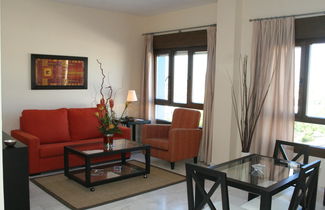Photo 3 - Apartamentos Luxsevilla Palacio