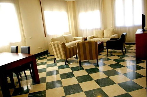 Photo 39 - Apartamentos Luxsevilla Palacio