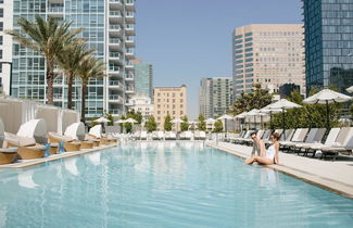 Photo 1 - Level Los Angeles - Downtown South Olive