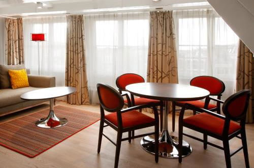 Photo 10 - Krasnapolsky Apartments