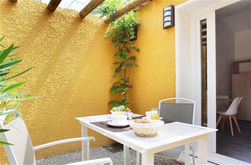 Photo 3 - Casa en Arles con piscina y terraza, 25 m²