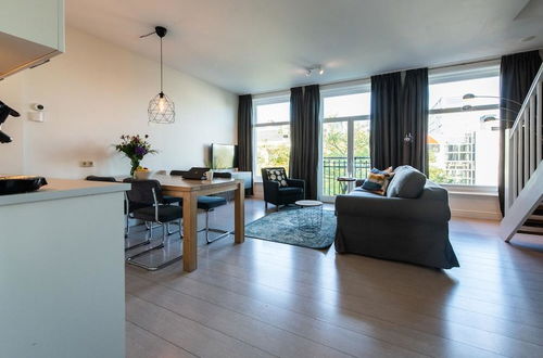 Photo 10 - Dapper Market Apartment Suites