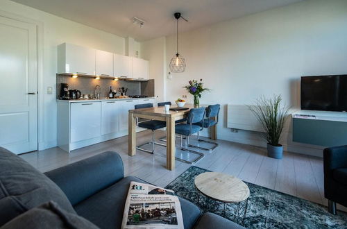Photo 14 - Dapper Market Apartment Suites