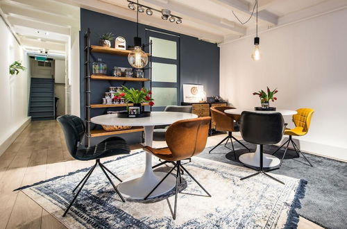 Photo 2 - Dapper Market Apartment Suites