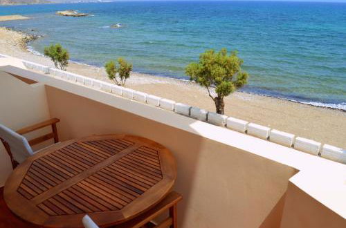 Photo 11 - Christina Beach Hotel