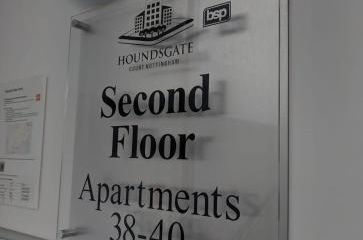 Photo 18 - Stunning 2 Bed - City Centre Apartment Parking