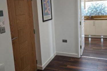 Photo 21 - Stunning 2 Bed - City Centre Apartment Parking