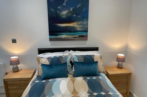 Photo 17 - Stunning 2 Bed - City Centre Apartment Parking