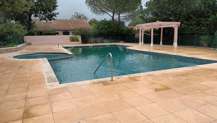 Photo 1 - Maison en Forcalqueiret avec piscine privée et vue jardin