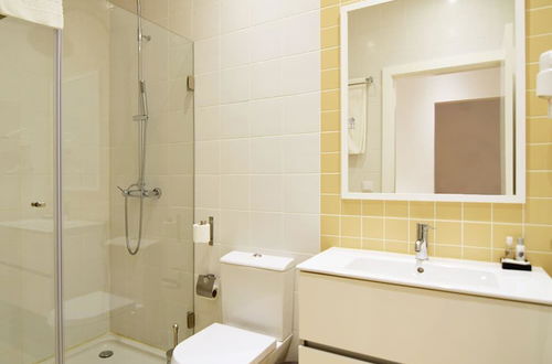 Photo 11 - Dream Chiado Apartments