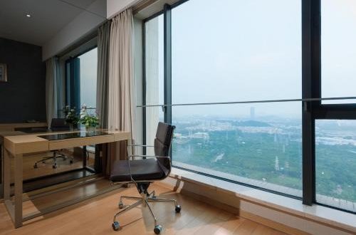 Photo 1 - Poly World Trade Centre Apartment - YiCheng