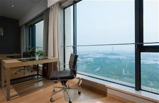 Foto 1 - Poly World Trade Centre Apartment - YiCheng