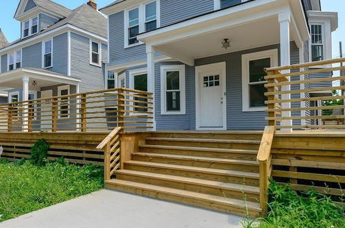 Photo 38 - Kercheval Avenue Apartments