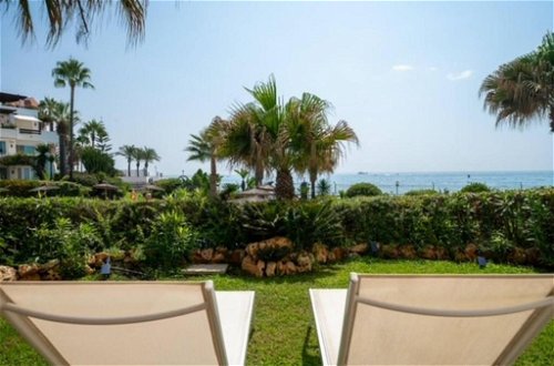 Photo 2 - Apartment in Marbella with swimming pool and sea view