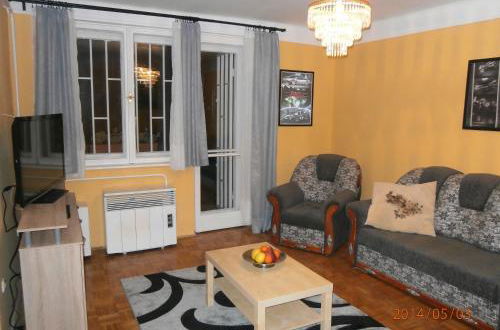 Foto 1 - Highland Apartment