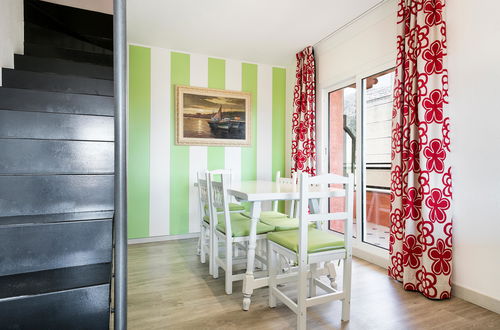 Photo 12 - Apartamentos Sallés Beach