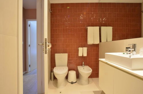 Photo 36 - Spot Family Apartments