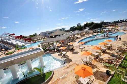 Foto 21 - L'acqua Diroma - Suítes confortáveis - Resort com Piscinas 24 horas - Piscina de ondas