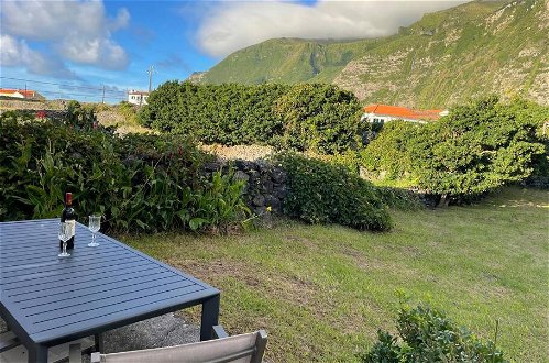 Photo 7 - House in Lajes das Flores with garden and garden view