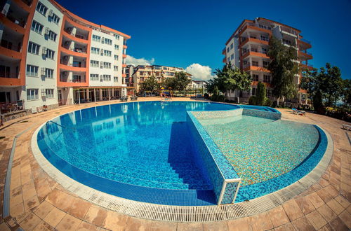Photo 9 - Riviera Fort Beach Apartments