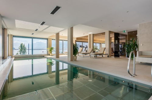 Photo 38 - Casa de 1 habitación en Montreux con piscina y vistas a la montaña, 71 m², 1 bedroom