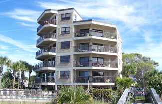 Foto 2 - Gulf Strand Resort by Travel Resort Services