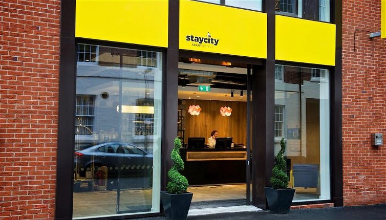 Photo 1 - Staycity Aparthotels Birmingham Central Newhall Square