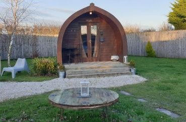 Photo 36 - The Little Hide - Grown Up Glamping