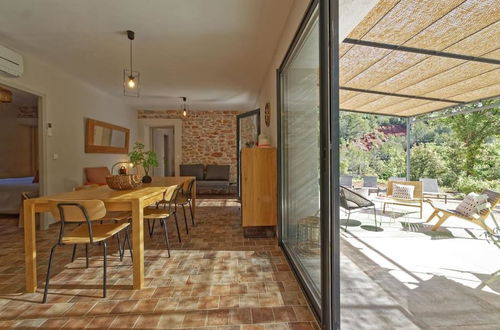 Foto 6 - Villa a La Celle con piscina privata e vista piscina