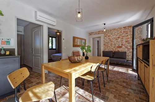 Foto 5 - Villa a La Celle con piscina privata e vista piscina