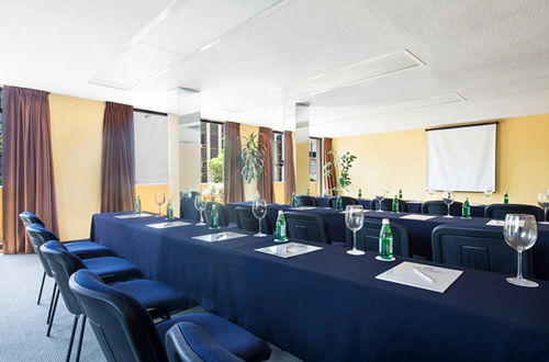 Photo 6 - Exe Suites San Marino