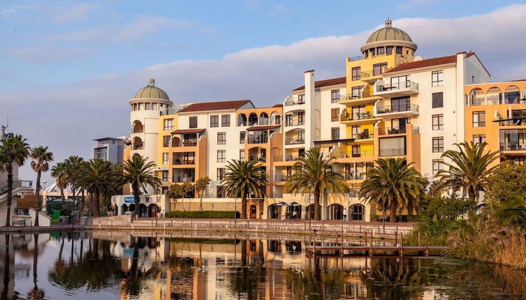 Photo 1 - Island Club Hotel & Apartments