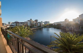Photo 2 - Island Club Hotel & Apartments