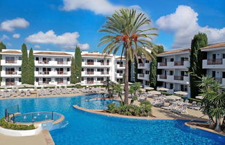 Photo 1 - Inturotel Azul Garden