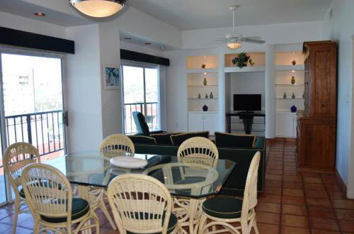 Photo 10 - Rosarito Inn