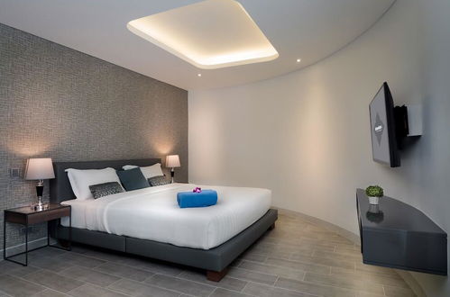 Photo 9 - Absolute Twin Sands Resort & Spa