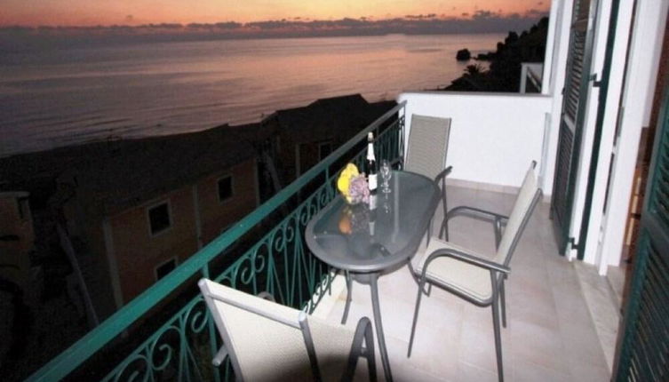 Foto 1 - Corfu Glyfada Menigos Beach Apartments