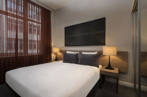 Photo 6 - Adina Apartment Hotel Berlin Checkpoint Charlie