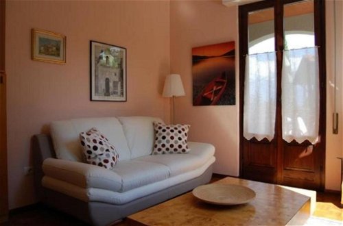 Photo 4 - Apartment in Pianello del Lario with garden and sea view