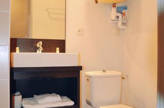 Photo 33 - ApartHotel Sainte-Marthe