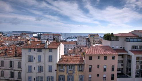 Photo 1 - Apartment in Cannes with garden and sea view