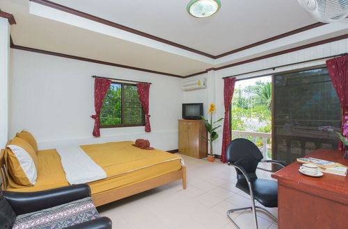 Photo 37 - Patong Rai Rum Yen Resort SHA