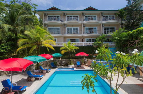 Photo 2 - Patong Rai Rum Yen Resort SHA