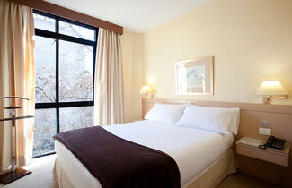 Photo 2 - Espahotel Plaza Basílica